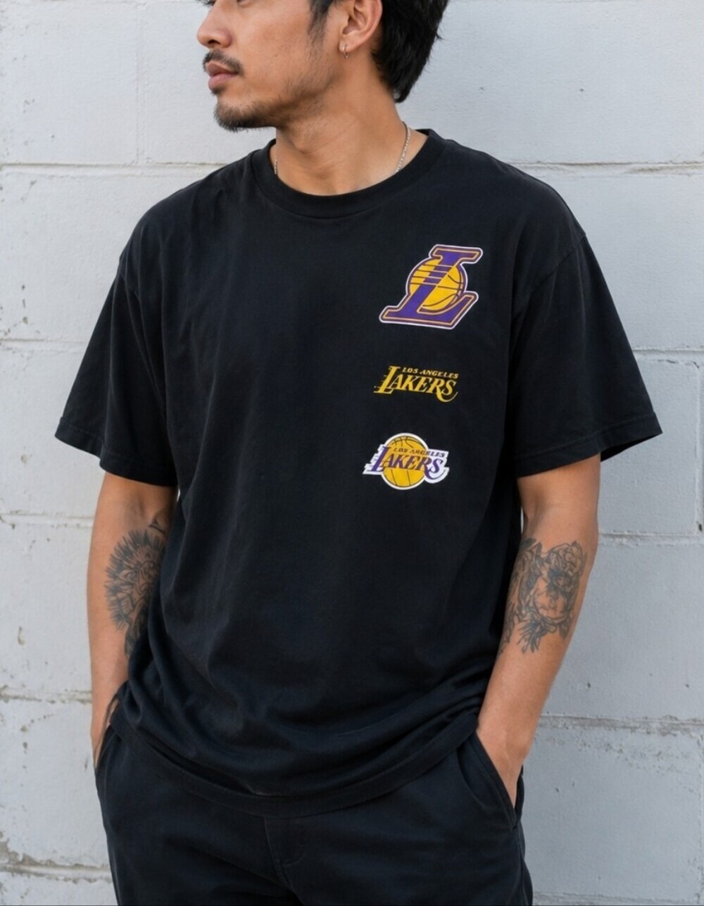 NBA Los Angeles Lakers Graphic T-Shirt Men's Medium Black Cotton Tee Lakers Logo